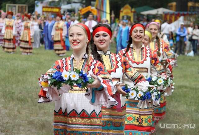 В «Орловском Полесье» пройдут «Троицкие хороводы» В «Орловском Полесье» пройдут «Троицкие хороводы»
