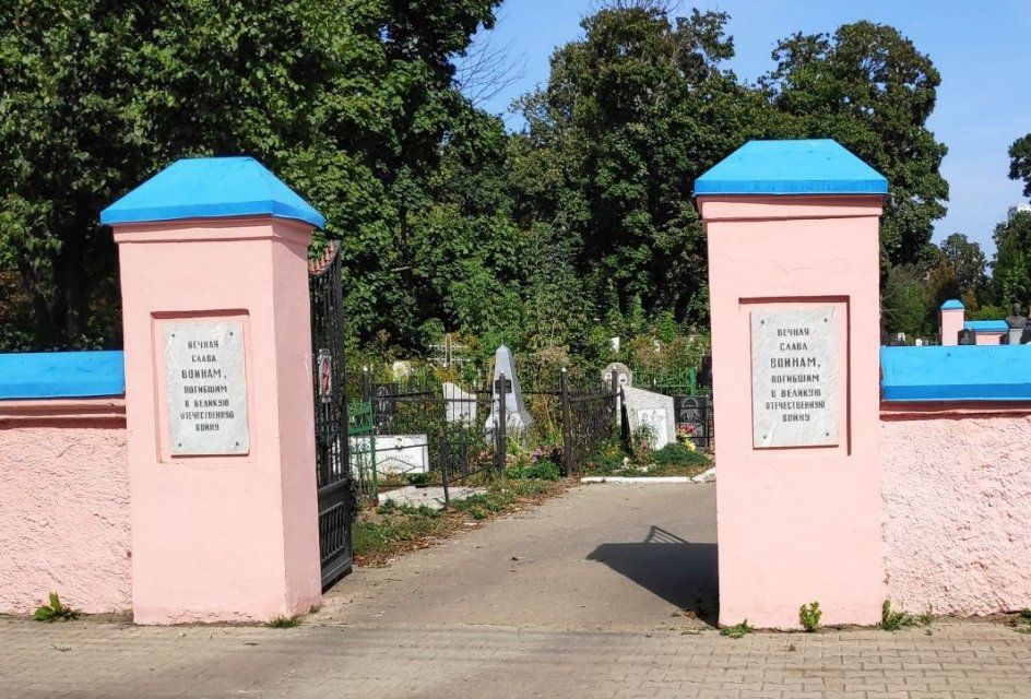 Орловчан предупредили о появлении священника-самозванца на кладбищах