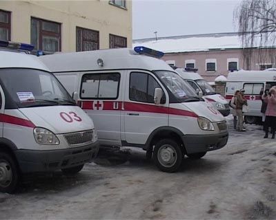 Сегодня станция «скорой помощи» получила ключи от новеньких авто Сегодня станция «скорой помощи» получила ключи от новеньких авто