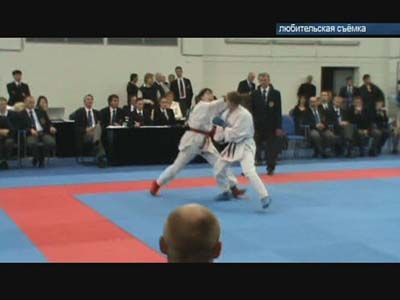 Чемпионка России по каратэ занимается в Орле. Чемпионка России по каратэ занимается в Орле.