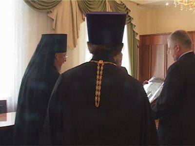 Встреча губернатора с Пантелиимоном Встреча губернатора с Пантелиимоном