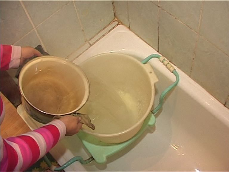 Жители поселока Кирпичного завода страдают без воды