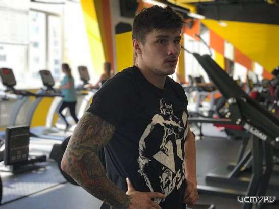 Стала известна дата дебютного выступления орловского кикбоксера Туйнова в GLORY Стала известна дата дебютного выступления орловского кикбоксера Туйнова в GLORY