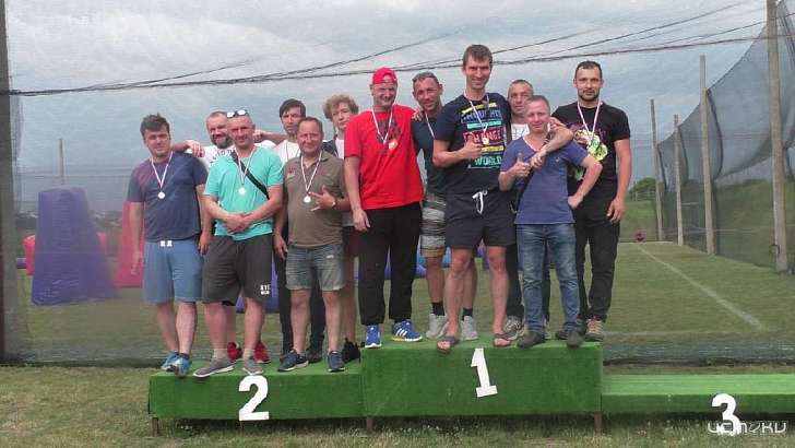 Орловчане из «Квазара» завоевали серебро в Крутом Логе Орловчане из «Квазара» завоевали серебро в Крутом Логе