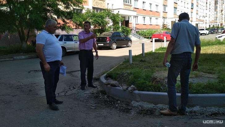 Вдовин показал наглому подрядчику из Подмосковья, как нельзя ремонтировать двор Вдовин показал наглому подрядчику из Подмосковья, как нельзя ремонтировать двор