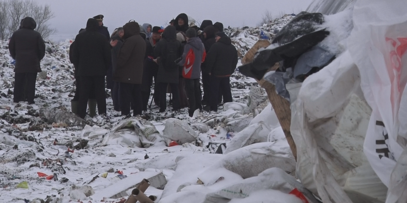 Вяжи мусорный полигон место Переобулся в воздухе. Начальник областного ЖКХ уже не помнит, что сам говорил о месте для нового полигона