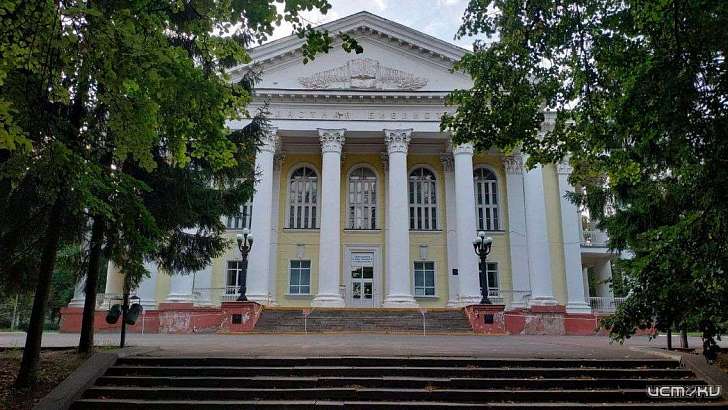 Сегодня в Орловской Бунинке откроется летний читательный зал (12+) Сегодня в Орловской Бунинке откроется летний читательный зал (12+)