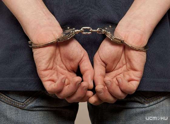 Выдал сам себя: пойманный в Орле дебошир оказался в федеральном розыске Выдал сам себя: пойманный в Орле дебошир оказался в федеральном розыске