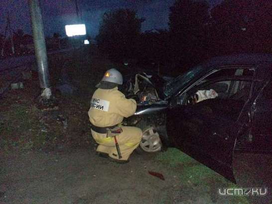 Под Кромами разбились два автомобиля Под Кромами разбились два автомобиля