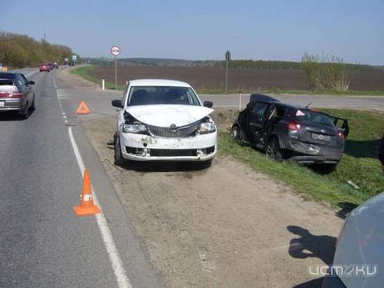 Двое маленьких детей попали в ДТП под Орлом Двое маленьких детей попали в ДТП под Орлом