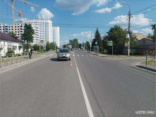 В Орле иномарка на пешеходном переходе сбила пожилого мужчину В Орле иномарка на пешеходном переходе сбила пожилого мужчину