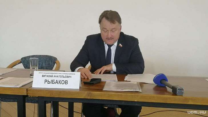 Депутат Рыбаков в пух и прах раскритиковал инвестпослание Клычкова Депутат Рыбаков в пух и прах раскритиковал инвестпослание Клычкова