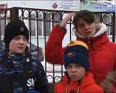 Юный герой. 10-летний Роман, рискуя жизнью, спас из горящего дома в п. Нарышкино своих братьев Юный герой. 10-летний Роман, рискуя жизнью, спас из горящего дома в п. Нарышкино своих братьев