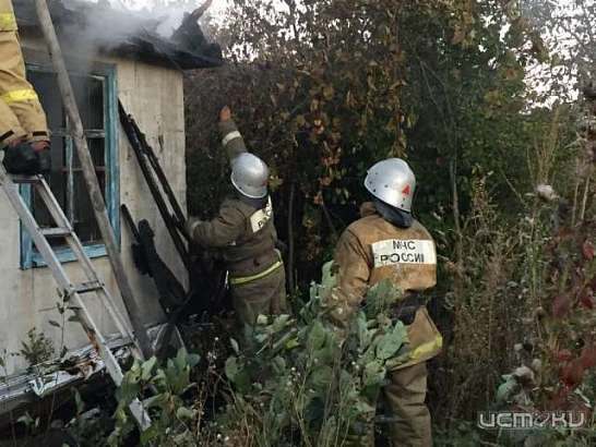 Во Мценском районе горели две дачи Во Мценском районе горели две дачи