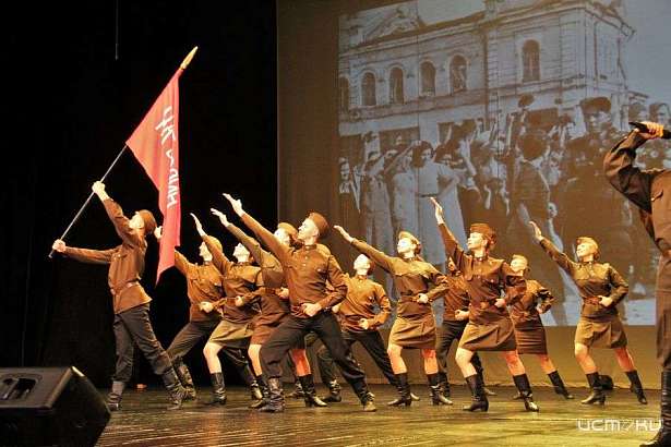 В Орле показали «Войну и мир глазами детей» В Орле показали «Войну и мир глазами детей»