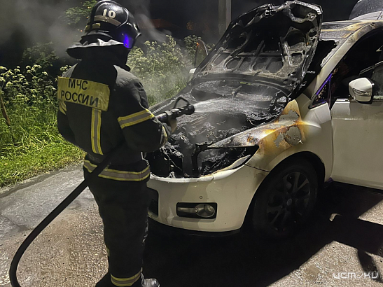 В Орловской области за сутки сгорели два автомобиля  В Орловской области за сутки сгорели два автомобиля