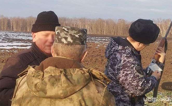 Орловские росгвардейцы проверили охотников Орловские росгвардейцы проверили охотников