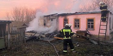 пожар мчс Пожар в деревне Овсяниково