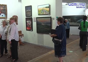 Такого количества работ этого автора еще не выставлялось! Такого количества работ этого автора еще не выставлялось!