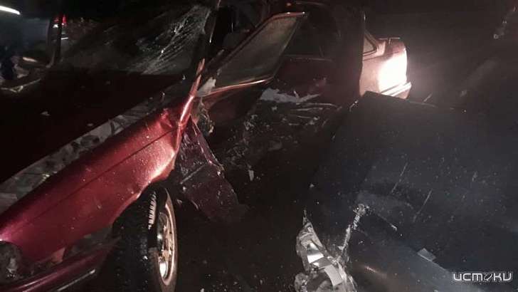 Накануне поздно вечером возле кафе “На привале” произошла страшная авария Накануне поздно вечером возле кафе “На привале” произошла страшная авария