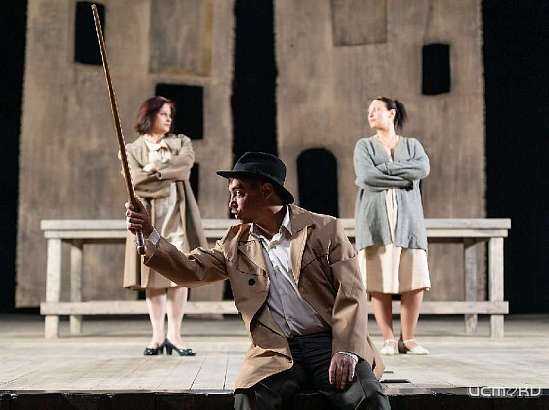 Комедия поз и положений: орловчан приглашают на премьеру в театр им. Тургенева Комедия поз и положений: орловчан приглашают на премьеру в театр им. Тургенева