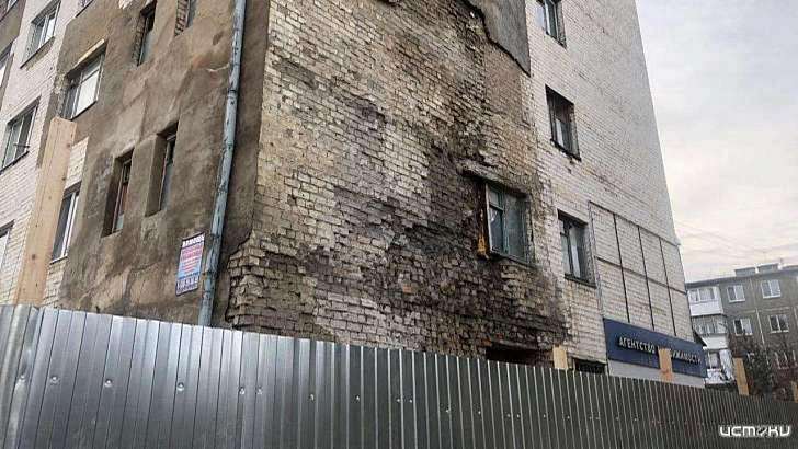 В Орле через суд добились ремонта рассыпающегося общежития В Орле через суд добились ремонта рассыпающегося общежития