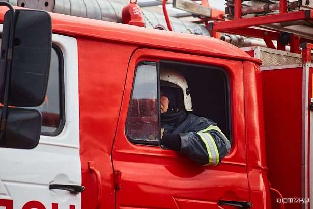 Под Орлом полыхал бункер Под Орлом полыхал бункер