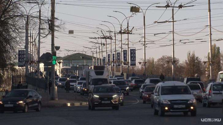 До апреля Красный мост в Орле все-таки будет открыт для пешеходов До апреля Красный мост в Орле все-таки будет открыт для пешеходов