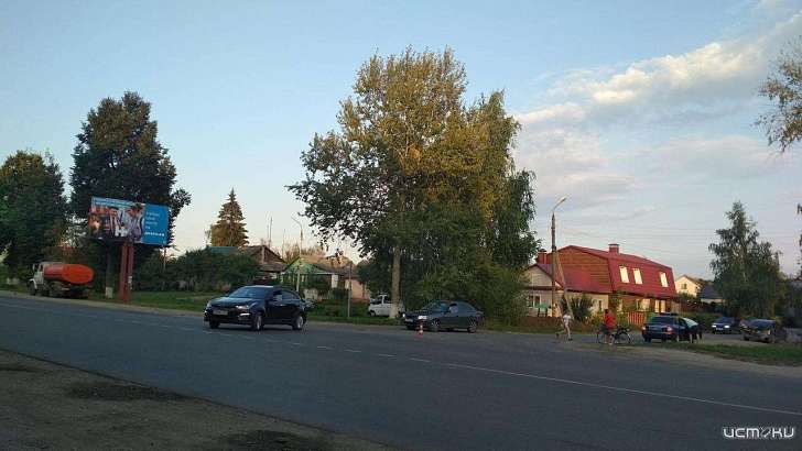 На перекрестке во Мценске не разъехались мотоцикл и «Ниссан» На перекрестке во Мценске не разъехались мотоцикл и «Ниссан»