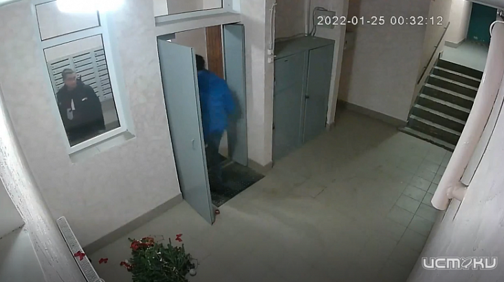 Глазами очевидцев: в Орле заприметили "подъездных" вандалов Глазами очевидцев: в Орле заприметили "подъездных" вандалов