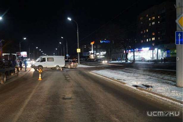 В Орле «ГАЗель» не пропустила «Рено» В Орле «ГАЗель» не пропустила «Рено»