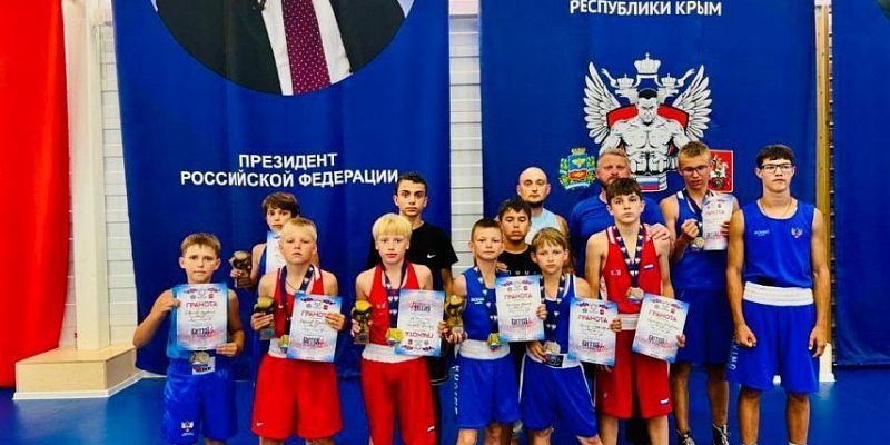 Орловские боксеры Ливенские боксеры завоевали россыпь наград в Судаке