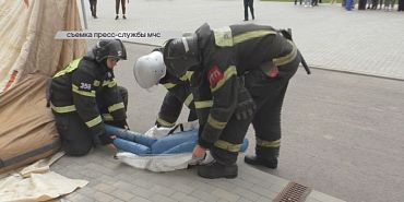 В школе №53 прошли пожарно-тактические учения В школе №53 прошли пожарно-тактические учения
