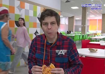 Накануне школа №53 отметила свой де-юре второй день рождения Накануне школа №53 отметила свой де-юре второй день рождения