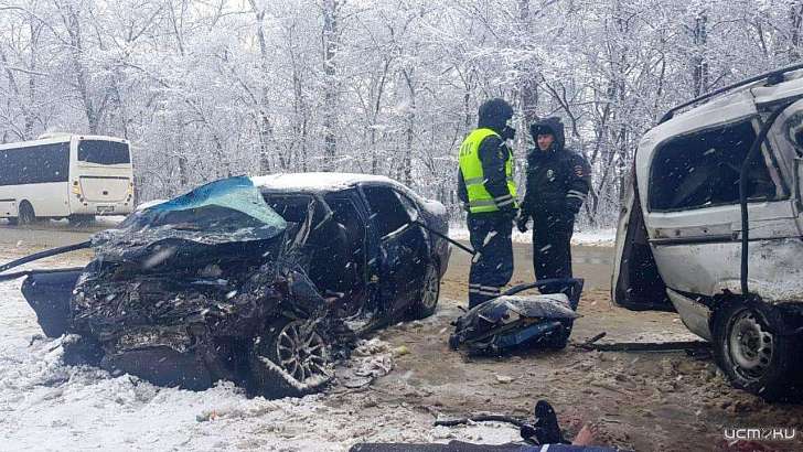 На Орловщине водитель микроавтобуса попал под следствие за ДТП с тремя погибшими На Орловщине водитель микроавтобуса попал под следствие за ДТП с тремя погибшими