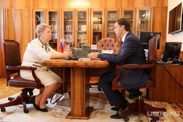 Врио губернатора Орловщины встретился с министром просвещения РФ Врио губернатора Орловщины встретился с министром просвещения РФ