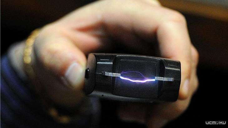 На Орловщине полиция нашла мужчину, напавшего на девочку с электрошокером На Орловщине полиция нашла мужчину, напавшего на девочку с электрошокером