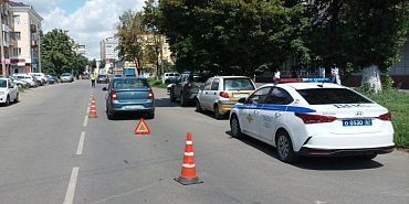 ДТП в Орле В Орле пенсионерка решила перейти дорогу в неположенном месте и попала в больницу