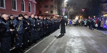 Сводный отряд полицейских из Орла отправился в служебную командировку на Северный Кавказ Сводный отряд полицейских из Орла отправился в служебную командировку на Северный Кавказ