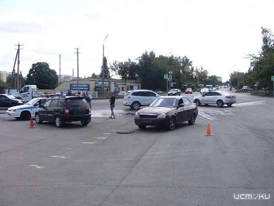 В Орле полиция разыскивает очевидцев ДТП с двумя пострадавшими В Орле полиция разыскивает очевидцев ДТП с двумя пострадавшими