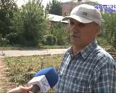 Жители дома №5а по улице Цветаева жалуются на разрушенную дорогу, которая была отремонтирована в прошлом году. За помощью жильцы обратились в редакцию... Жители дома №5а по улице Цветаева жалуются на разрушенную дорогу, которая была отремонтирована в прошлом году. За помощью жильцы обратились в редакцию...