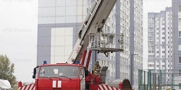 МЧС по Орловской области Орловчанка не смогла достучаться до сына и вызвала спасателей