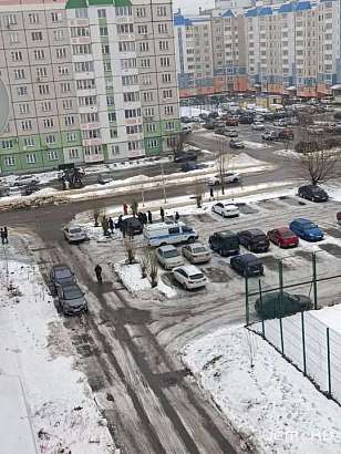 В Орле на парковке нашли мёртвого мужчину В Орле на парковке нашли мёртвого мужчину
