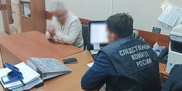 Следственный комитет  Превышение полномочий  суд Главу Дмитровского района и его заместителя обвиняют в превышении должностных полномочий