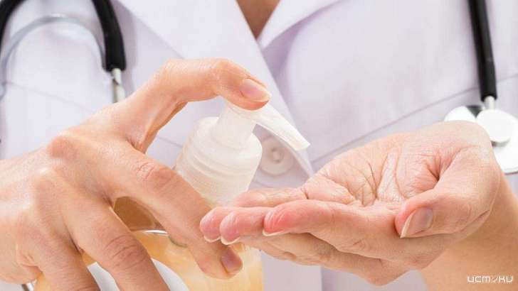 В ФАПе на Орловщине медики моют руки водой, нагретой в чайнике  В ФАПе на Орловщине медики моют руки водой, нагретой в чайнике