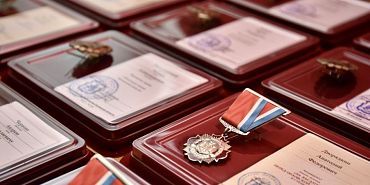 Награды Орловчанам вручили госнаграды в честь дня основания области