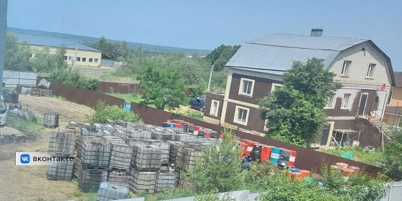 Прокуратура прокомментировала импровизированную нефтебазу в деревне Коневка Прокуратура прокомментировала импровизированную нефтебазу в деревне Коневка