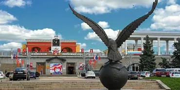 закрытие движения В Орле временно прекращено движение транспорта по Привокзальной площади