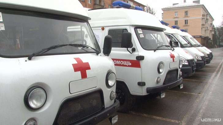 На Орловщине закупили 50 школьных автобусов и 27 машин скорой помощи На Орловщине закупили 50 школьных автобусов и 27 машин скорой помощи