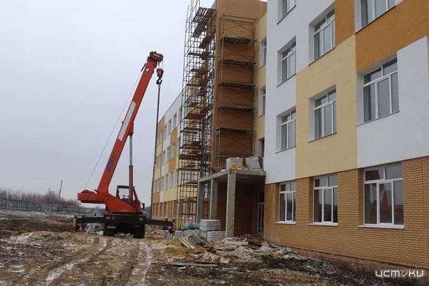 В Орле готовность строящейся школы на улице Зеленина странным образом снизилась В Орле готовность строящейся школы на улице Зеленина странным образом снизилась